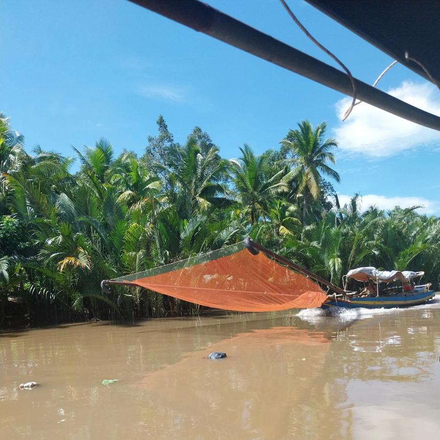 BenTrestay Giong Tu Dien Exterior foto