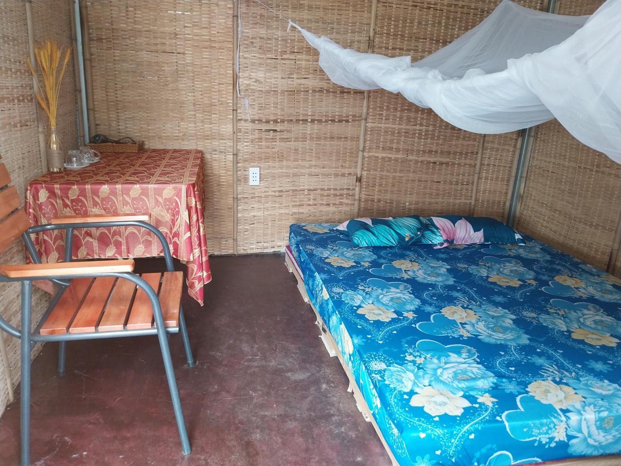 BenTrestay Giong Tu Dien Zimmer foto